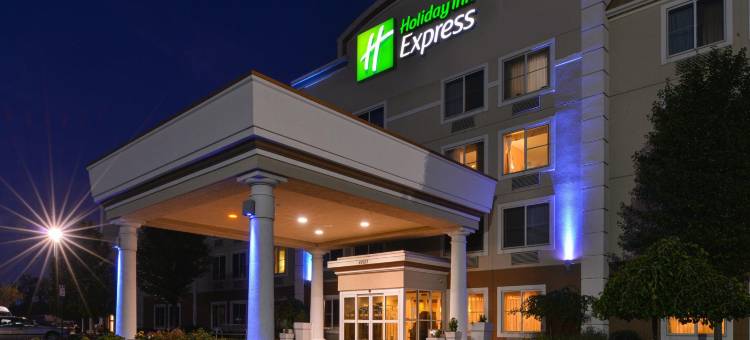 Holiday Inn Express 威克瑟姆(Holiday Inn Express WIXOM by IHG)图片