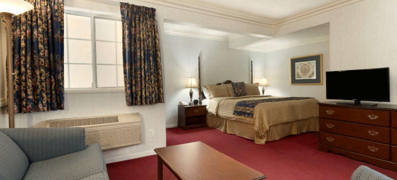 雷丁加利福尼亚州Travelodge by Wyndham(Travelodge by Wyndham Redding CA)图片