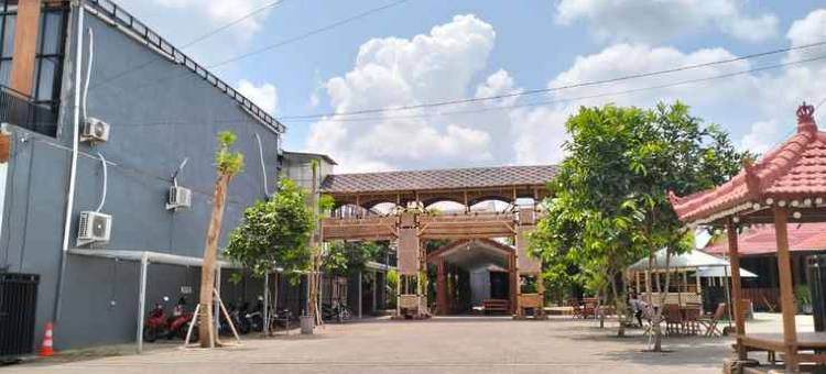 拉卡住宅伊斯兰普沃哈霍外南梦酒店(Raka Residence Purwoharjo Banyuwangi)图片