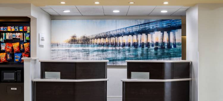 那不勒斯万豪万怡酒店(Courtyard Naples)图片