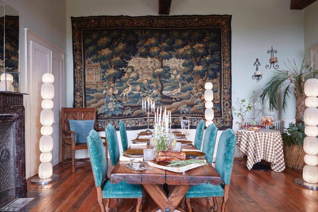 Hôtel de Bouilhac Over view