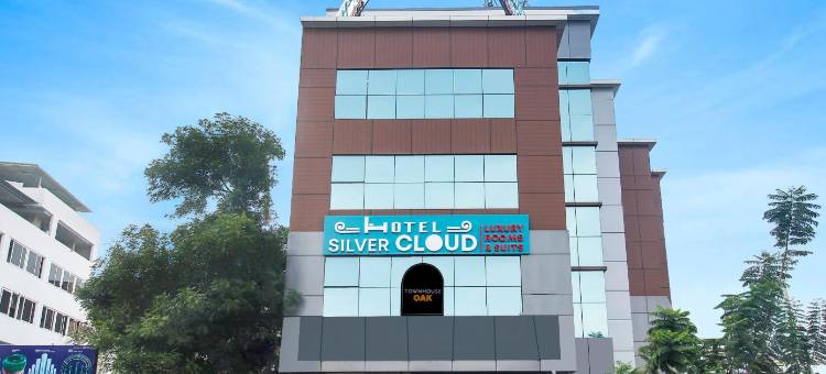 Fabhotel 银云酒店(FabHotel Silver Cloud)图片