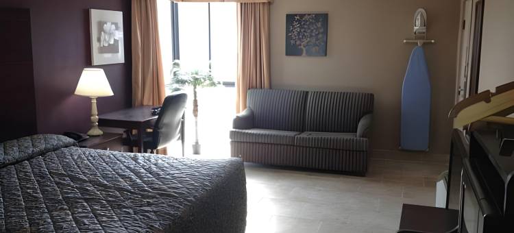 海滨度假村酒店(Beachside Resort Hotel)图片