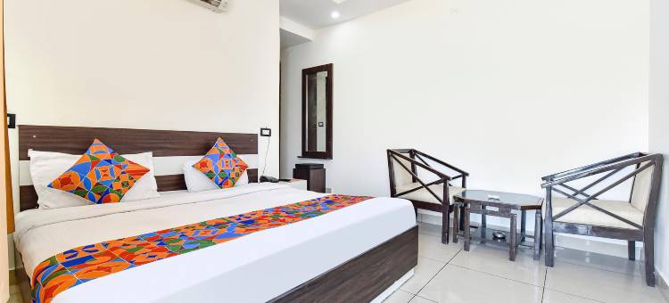 FabHotel Krb Paradise图片