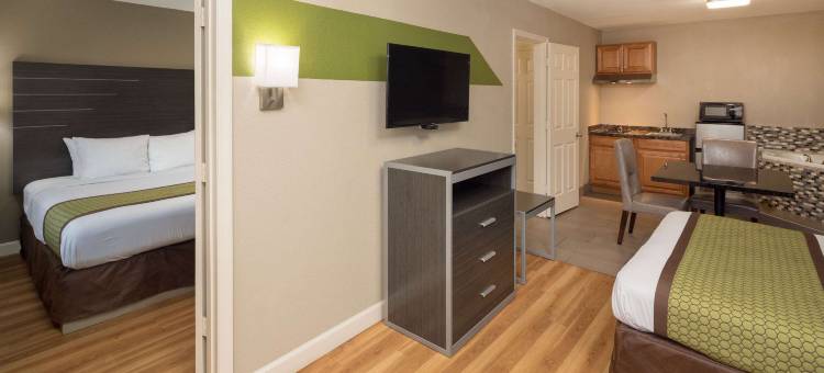 温阿拉巴马阿森斯德姆戴斯套房酒店(Days Inn & Suites by Wyndham Athens Alabama)图片