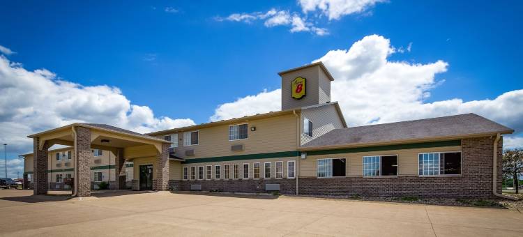 尼尔斯维尔速8酒店(Super 8 by Wyndham Neillsville WI)图片