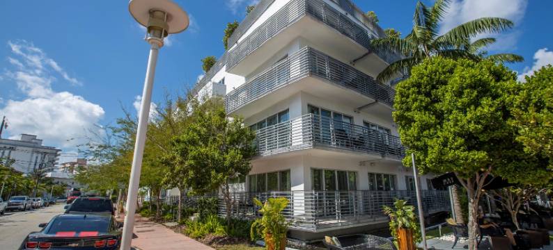 迈阿密海滩里维埃拉酒店(Riviera Hotel South Beach)图片