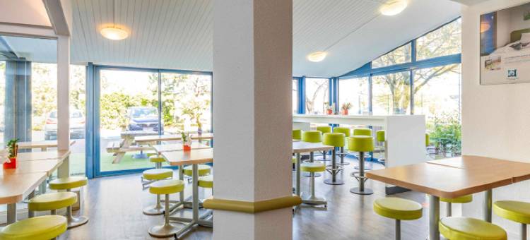 里昂东部圣康坦法拉维耶宜必思快捷酒店(Ibis Budget Lyon Est Saint Quentin Fallavier)图片