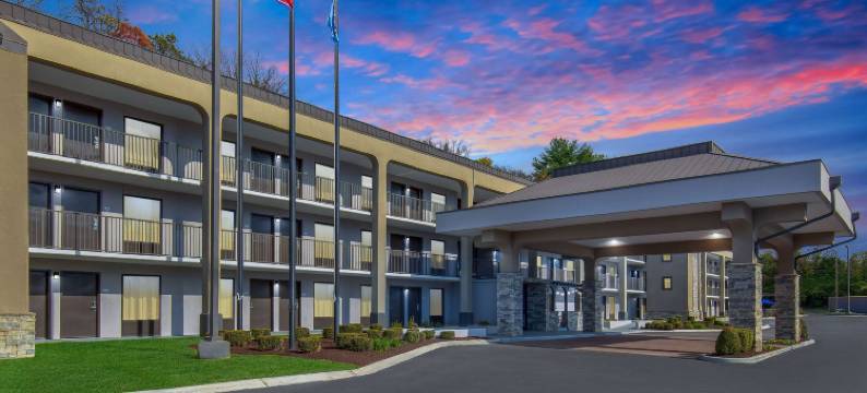 纳什维尔机场-布里利呗盟套房酒店(Baymont by Wyndham Nashville)图片