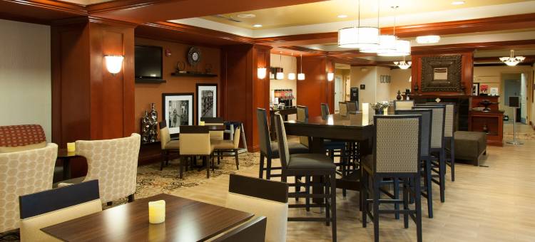 希尔顿欢朋酒店-恩特普赖斯(Hampton Inn Enterprise)图片