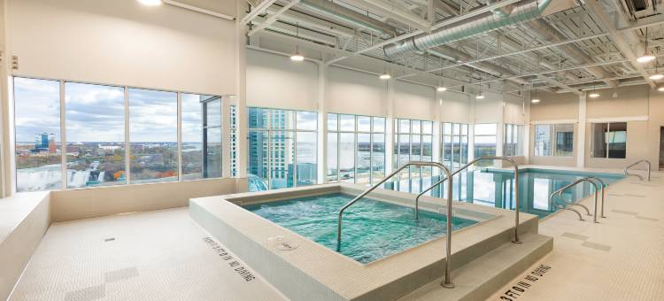 希尔顿尼亚加拉瀑布/瀑布景观套房酒店(Hilton Niagara Falls/ Fallsview Hotel and Suites)图片