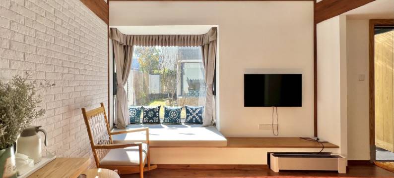 东东和笑笑在大理度假别墅图片