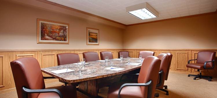 马格努森大先锋宾馆(Magnuson Grand Pioneer Inn and Suites)图片