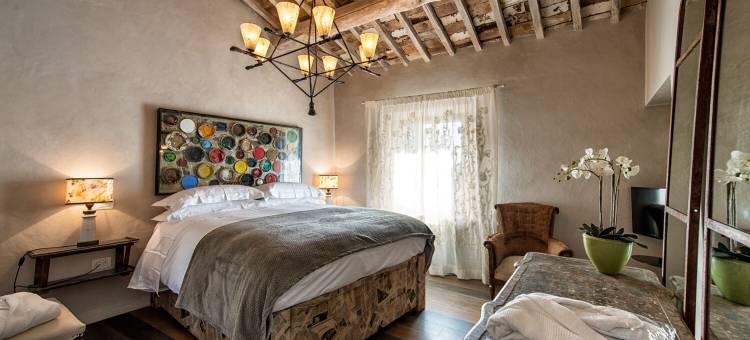 乔格里亚洛坎达弗兰西住宿加早餐旅馆(Drogheria e Locanda Franci)图片