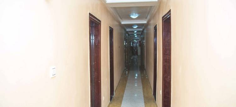 皇家克雷斯特套房酒店(Royal Crest Hotel & Suites)图片