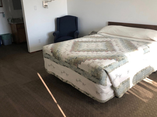 苏丹荷兰杯子汽车旅馆