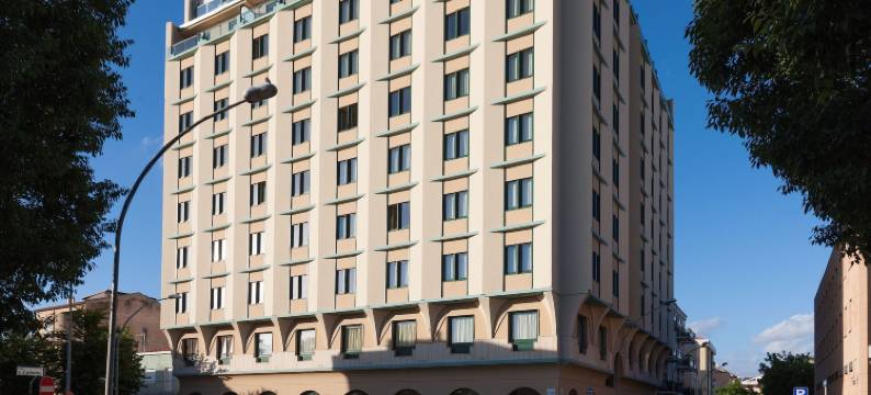 伽泰罗尼亚酒店(Hotel Catalunya)图片