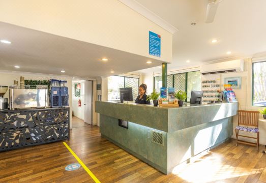 Nrma Bowen Beachfront Holiday Park Hotel Overview