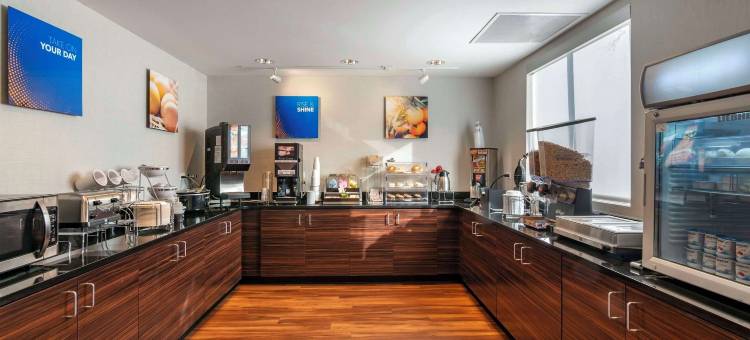 圣路易斯 - 机场舒适酒店(Comfort Inn St Louis Airport)图片