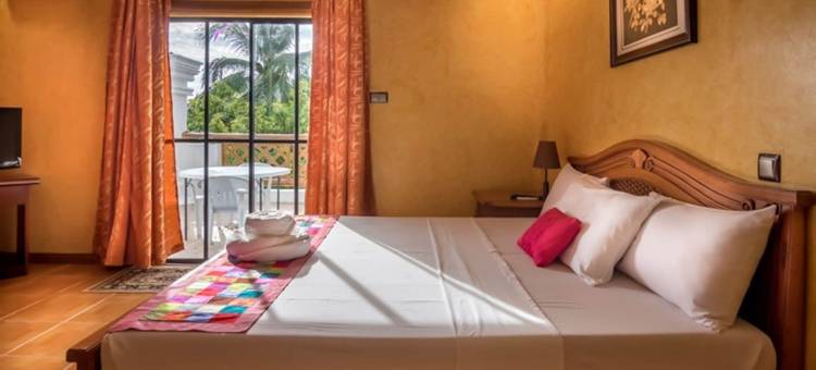 拉帕罗拉兰海滩度假村(La Parola Orchids Beach Resort)图片