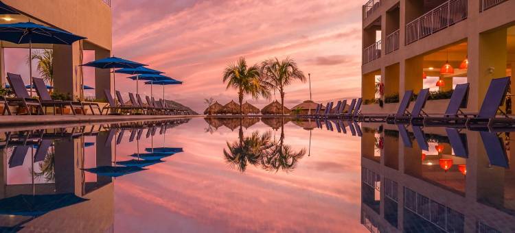 迪卡梅隆码头酒店华美达全包度假村(Decameron La Marina Guayabitos, Ramada All Inclusive Resort)图片