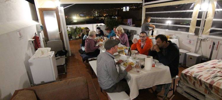 港口巢穴旅馆(Puerto Nest Hostel)图片