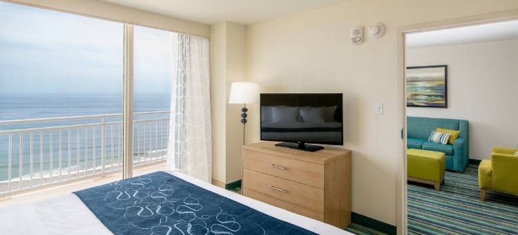 海滨舒适套房酒店(Comfort Suites Beachfront)图片