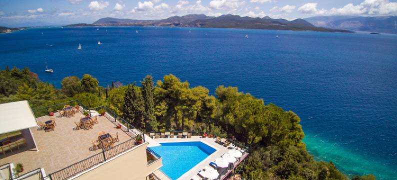 卡马里酒店(Aliki Hotel)图片