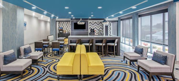 庞卡城拉昆塔温德姆套房酒店(La Quinta Inn & Suites by Wyndham Ponca City)图片