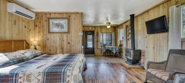 埃奇沃特度假村(Edgewater Resort)图片