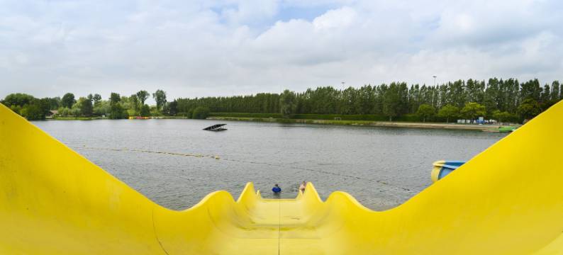 贾贝克假日套房酒店(Holiday Suites Jabbeke - Klein Strand)图片