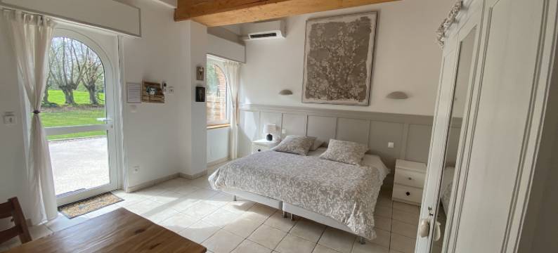 尚布尔奥克斯卡瑞度城堡住宿加早餐旅馆(Aux Ecuries du Château)图片