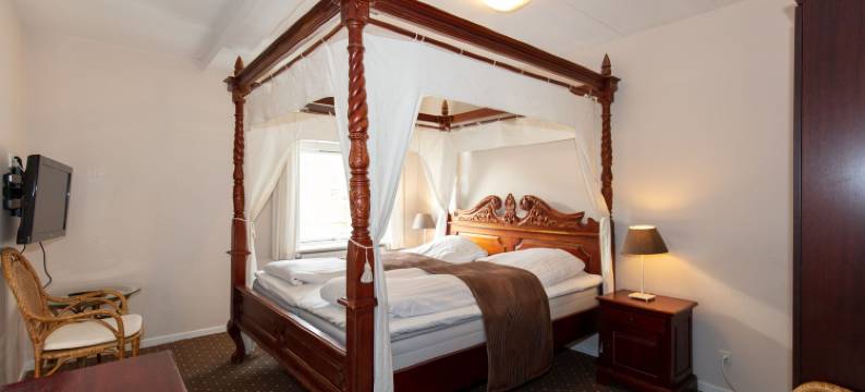 佛尔登斯酒店(Foldens Hotel)图片