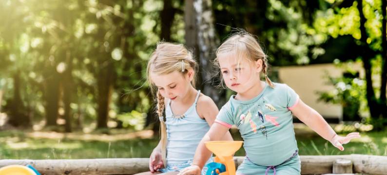 曼诺罗德会议中心及酒店(Landgoed Mennorode)图片