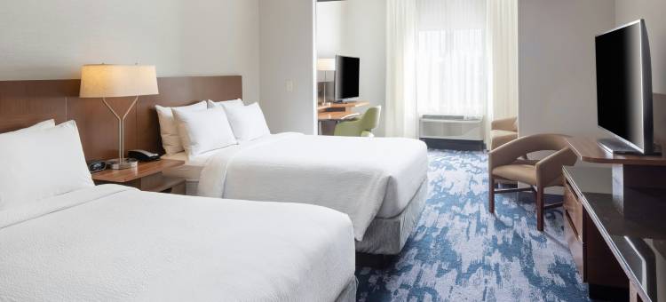 斯普林菲尔德北安普敦/阿默斯特万枫酒店(Fairfield Inn & Suites Springfield Northampton/Amherst)图片