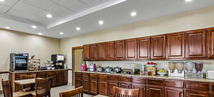 普林斯顿丽怡酒店(Country Inn & Suites by Radisson, Princeton, WV)图片