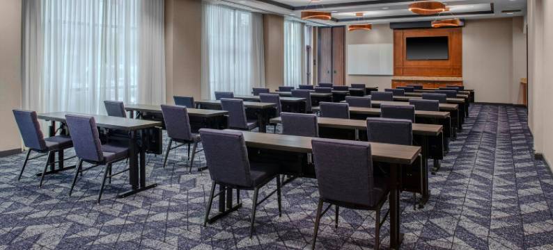 利丁怀奥米辛万怡酒店(Courtyard Reading Wyomissing)图片