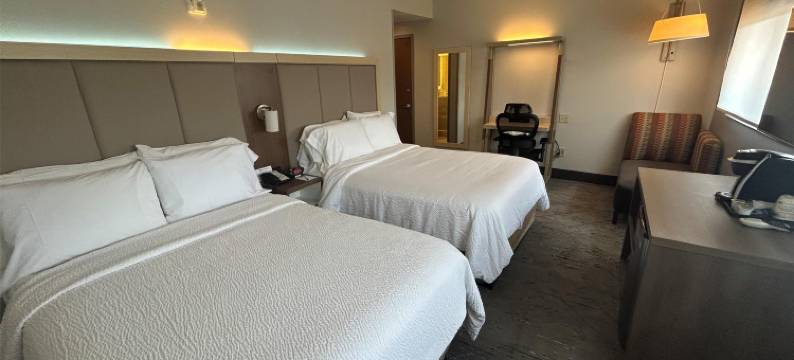 罗斯林长岛贝斯特韦斯特酒店(Best Western Roslyn-Long Island Hotel)图片