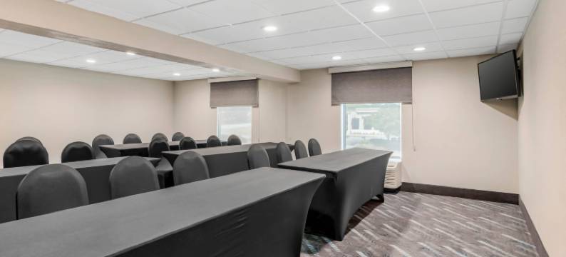 品质酒店及套房联合城-亚特兰大南部(Quality Inn & Suites Union City - Atlanta South)图片