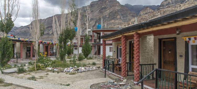 Echor Mud Huts Tabo Spiti山谷(Echor Mud Huts Tabo, Spiti Valley)图片