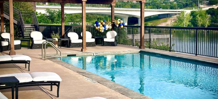 隐藏的瀑布旅馆(Hidden Falls Inn)图片