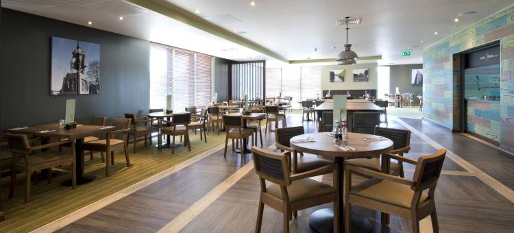 普瑞米尔贝德福德镇中心河畔酒店(Premier Inn Bedford Town Centre)图片