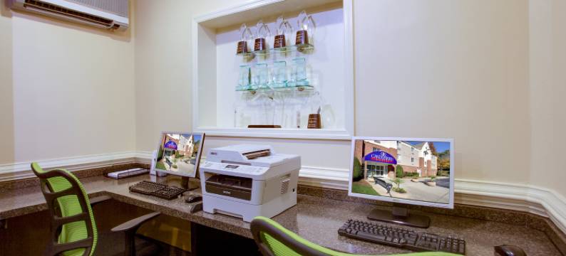 Candlewood Suites 罗利CRABTREE by IHG(Candlewood Suites RALEIGH CRABTREE by IHG)图片