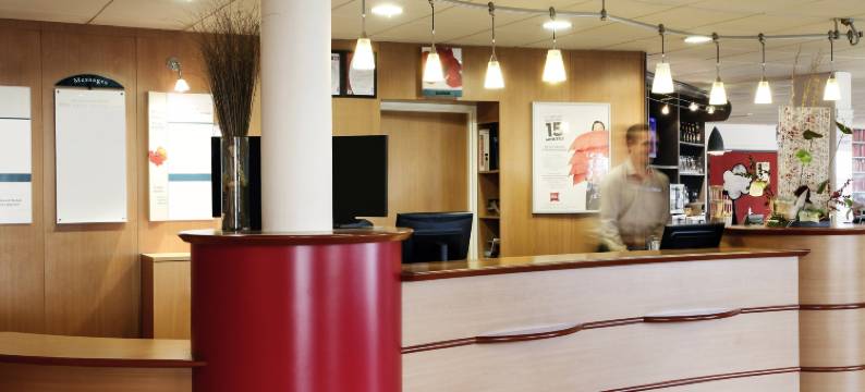 马诺斯克卡达拉舍宜必思酒店(Ibis Manosque Cadarache)图片