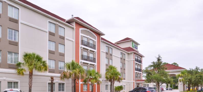 Holiday Inn Express 坦帕北 - 电信公园(Holiday Inn Express TAMPA N I-75 - UNIVERSITY AREA by IHG)图片