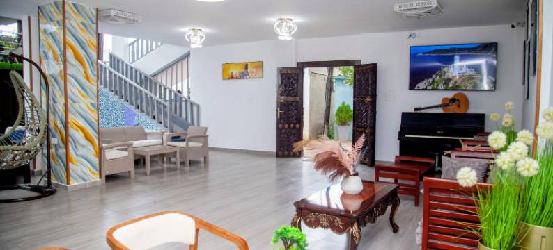 金丝雀金色酒店(Golden Hotel)图片