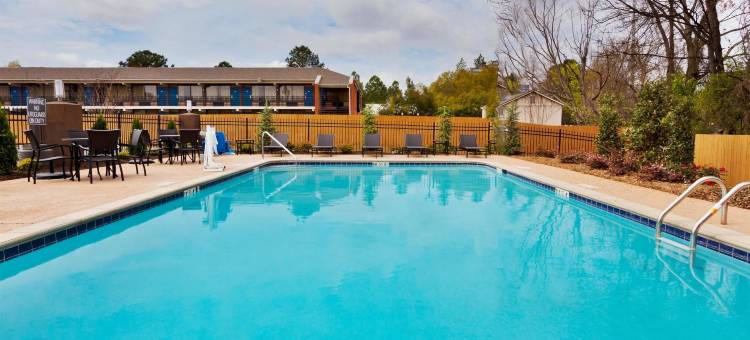 蒙哥马利北 I-85 贝斯特韦斯特修尔住宿酒店(Best Western Montgomery I-85 North Hotel)图片