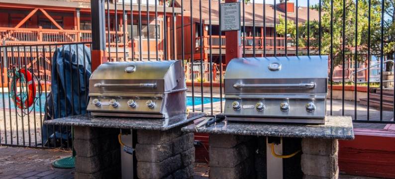 边缘湖海滩俱乐部(Edgelake Beach Club)图片