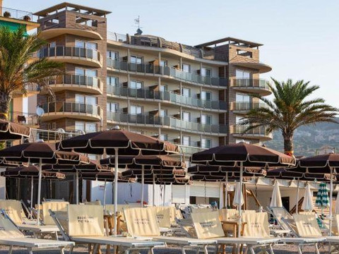 彼得拉利古雷大酒店