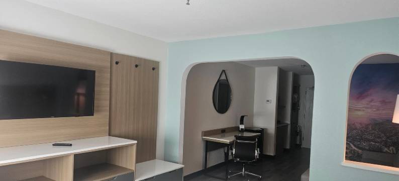 洛斯阿拉莫斯蔚景温德姆酒店(Wingate by Wyndham Los Alamos)图片